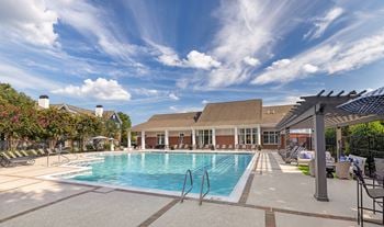 Resort-style pool and sundeck with wi-fi